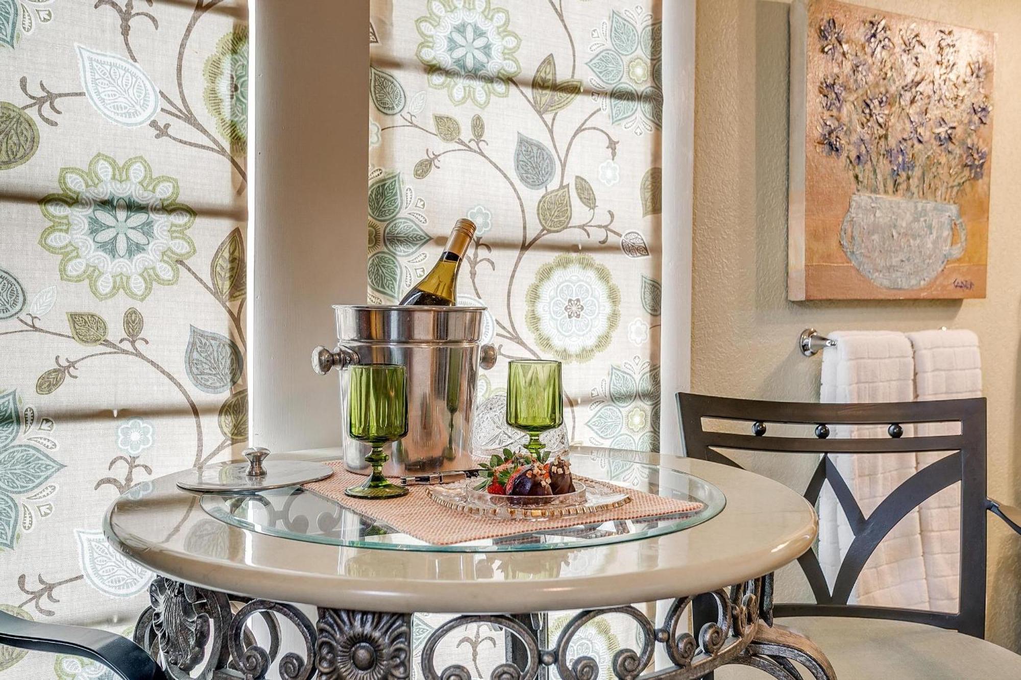 The Gallery House Boutique Hotel Stephenville Εξωτερικό φωτογραφία