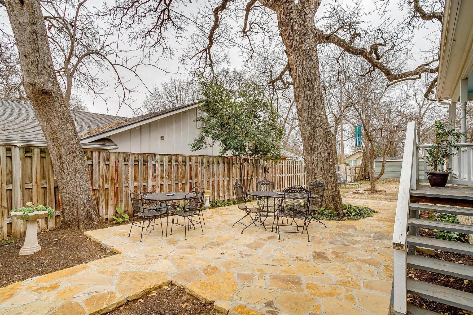 The Gallery House Boutique Hotel Stephenville Εξωτερικό φωτογραφία